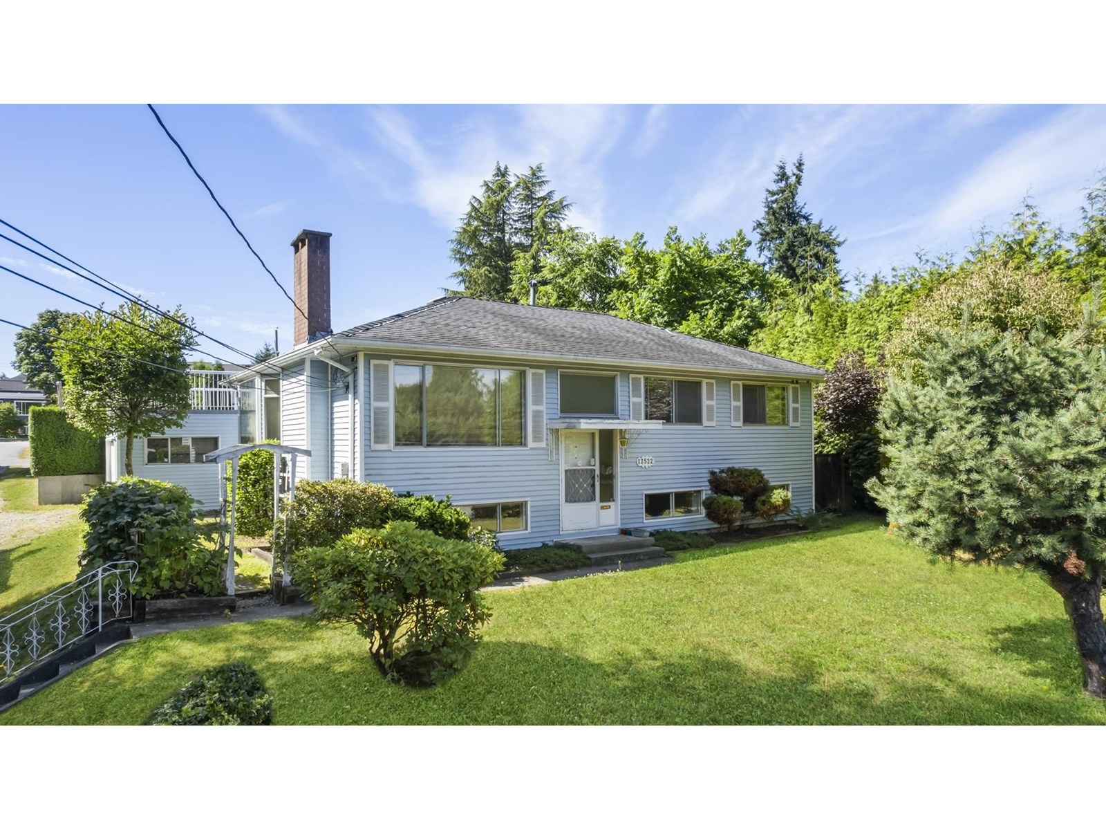 12522 Grove Cres, Surrey, BC V3V 2L7