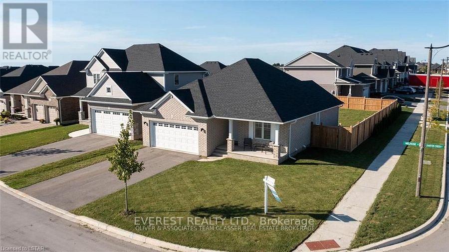 1 Melrose Ct, St. Thomas, ON N5R 0J4