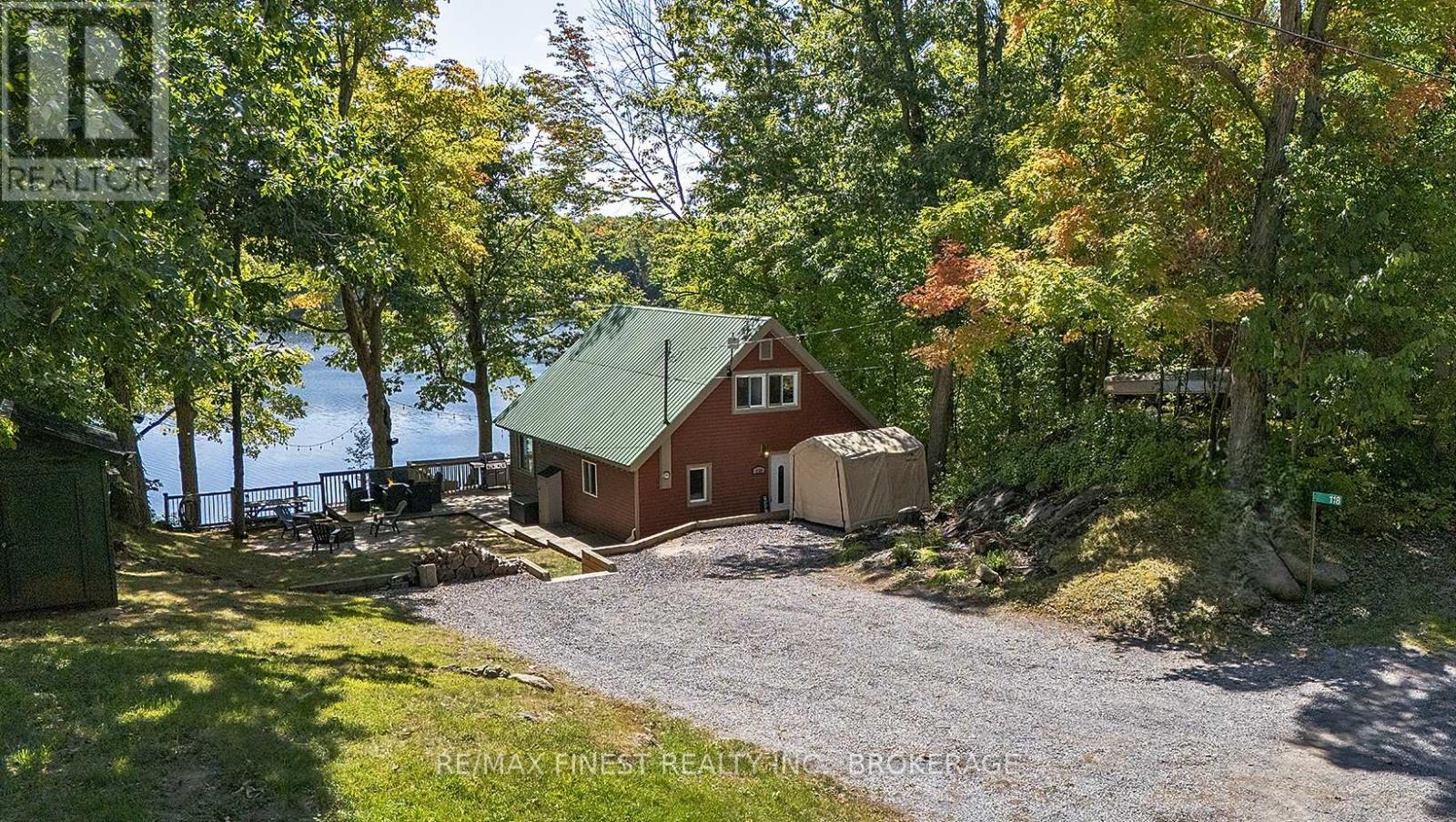 118 Pero Ln, South Frontenac, ON K0H 1W0