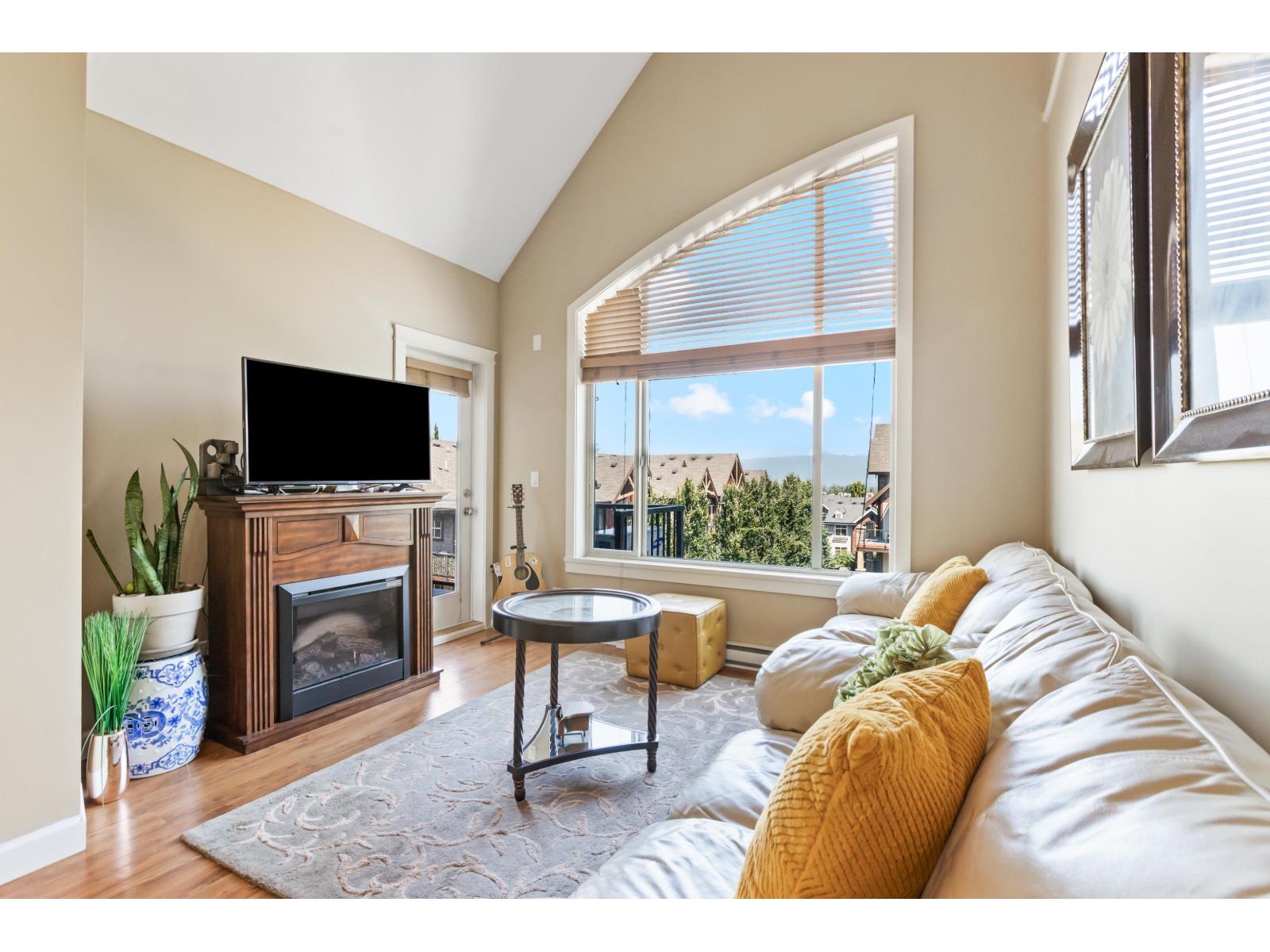 8288 207a Street Unit 542, Langley, BC V2Y 0L2