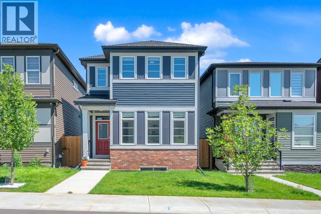 18 Wolf Creek Rise SE, Calgary, AB T2X 4Y9