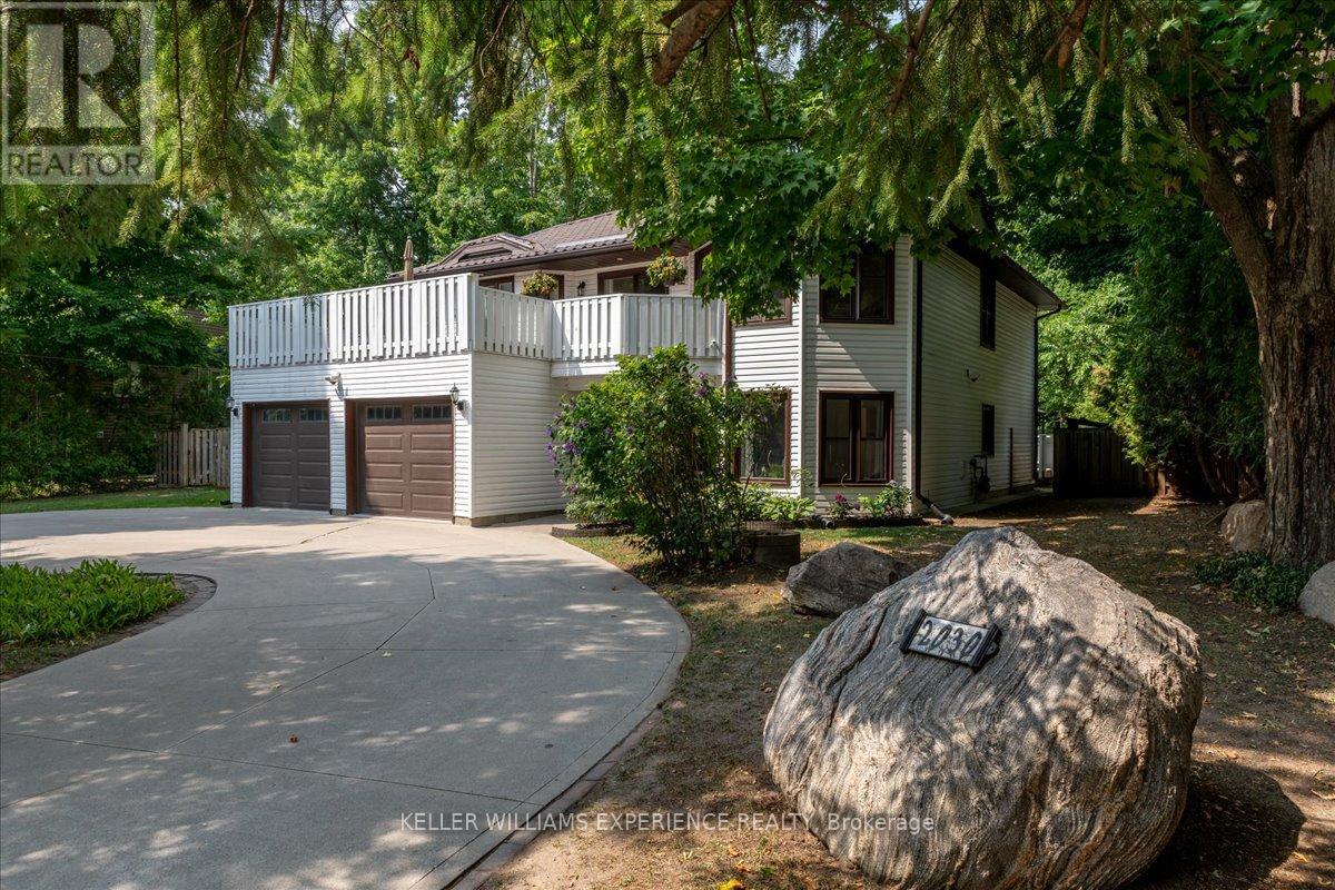 2030 Lilac Dr, Innisfil, ON L9S 1Y9