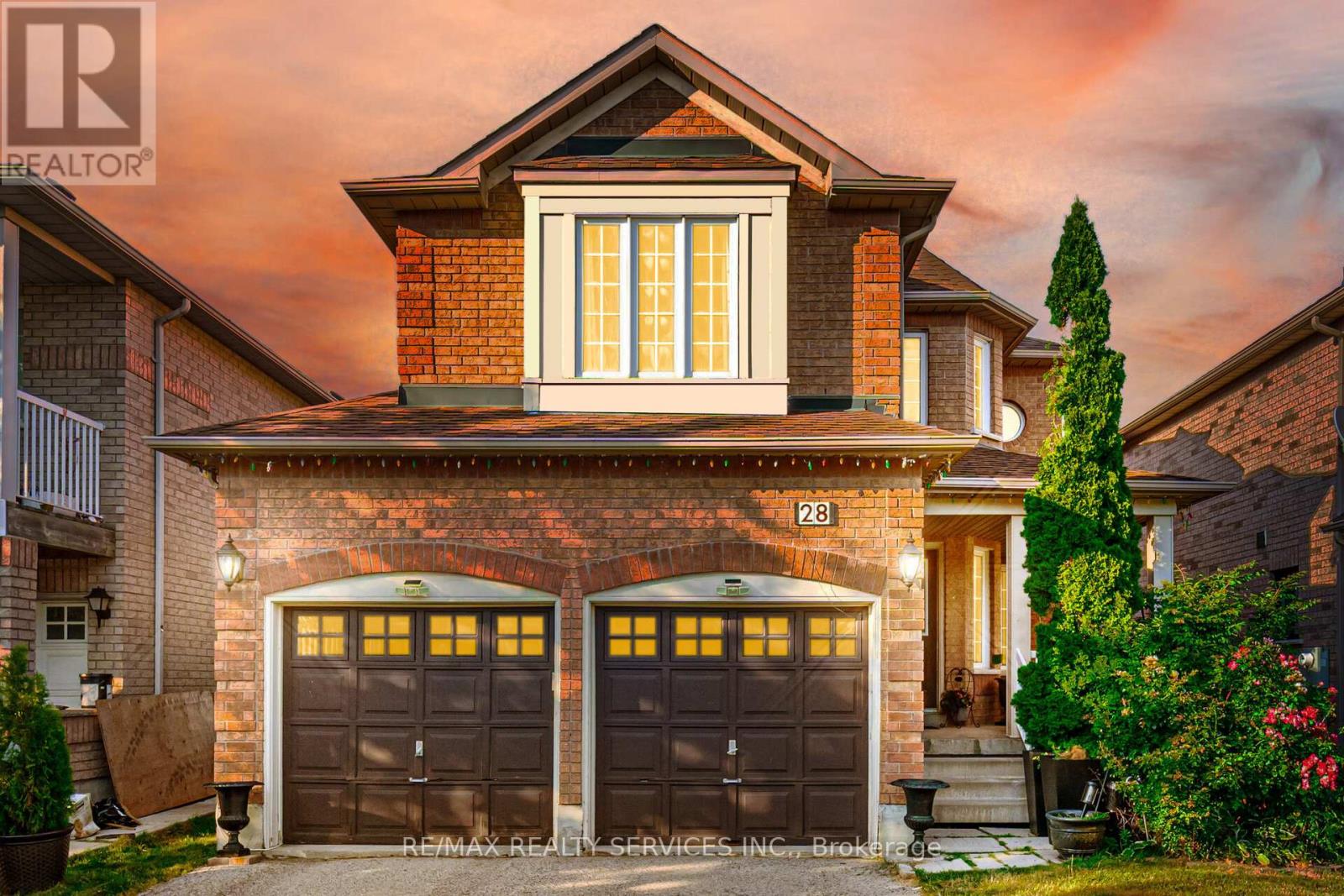 28 Fallstar Cres, Brampton, ON L7A 2J6