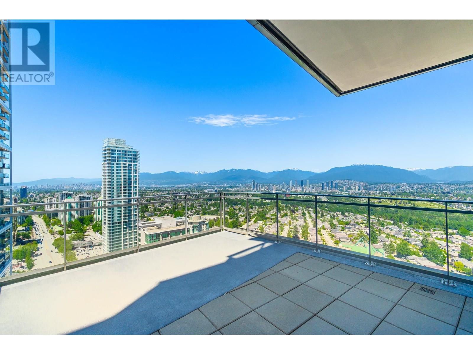 4688 Kingsway Unit 3802, Burnaby, BC V5H 0E9