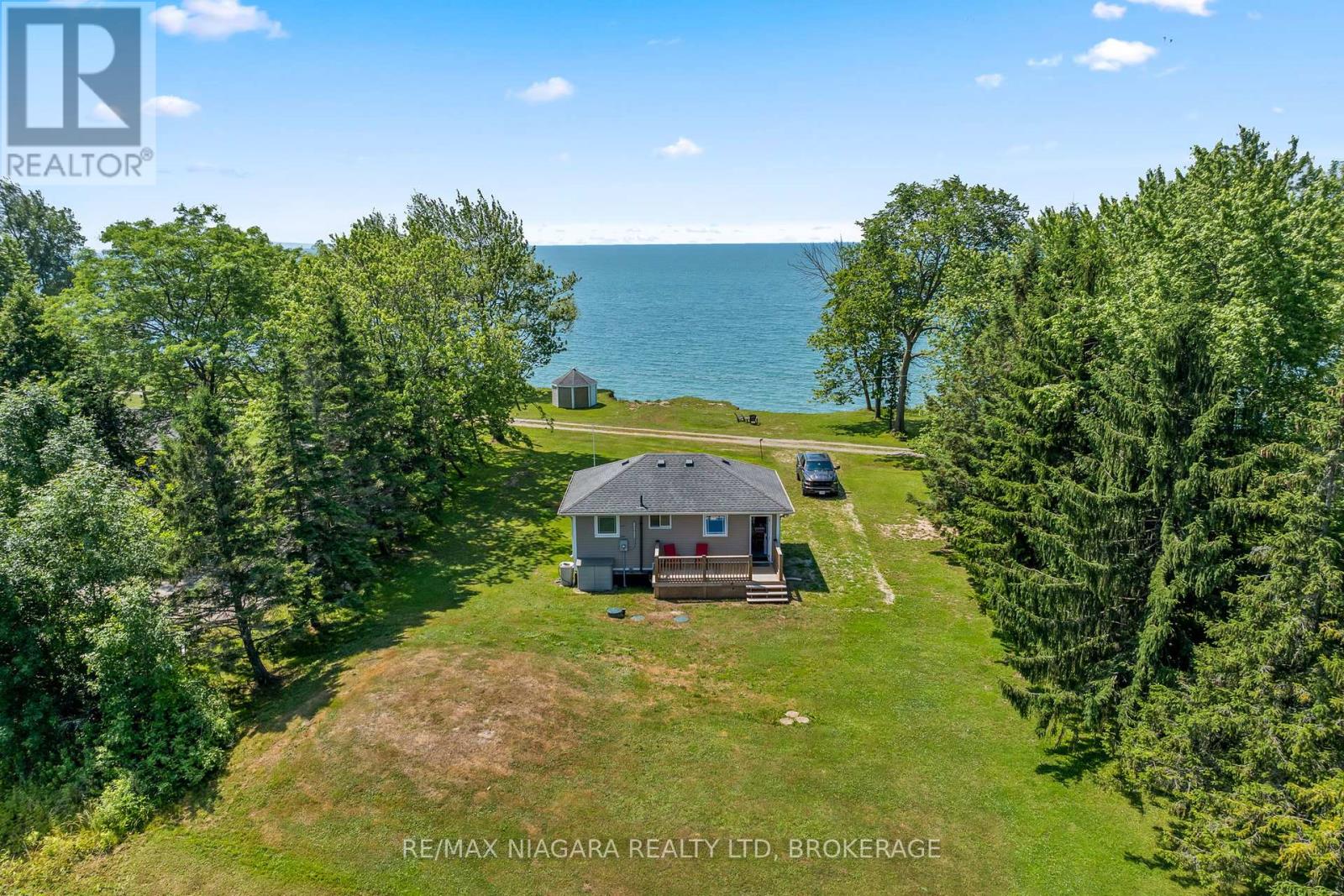 45 Erie Heights Line, Haldimand Dunnville, ON N0A 1K0