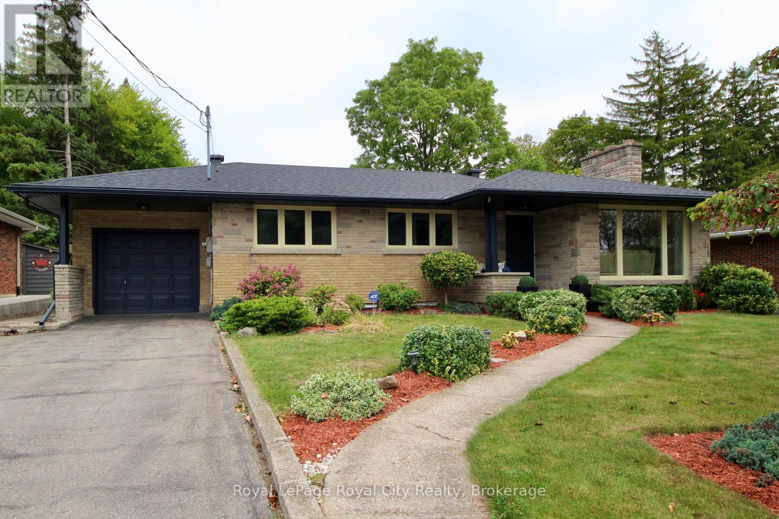 133 Westmount Rd, Guelph, ON N1H 5J4