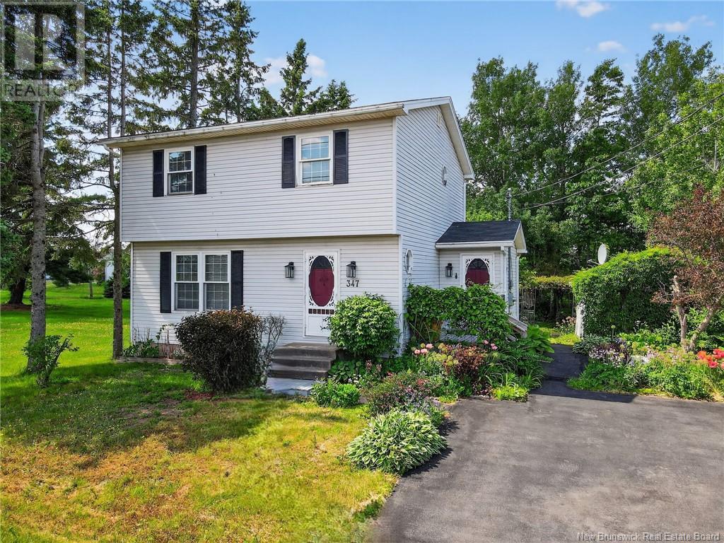 347 Ryan St, Moncton, NB E1G 2W2