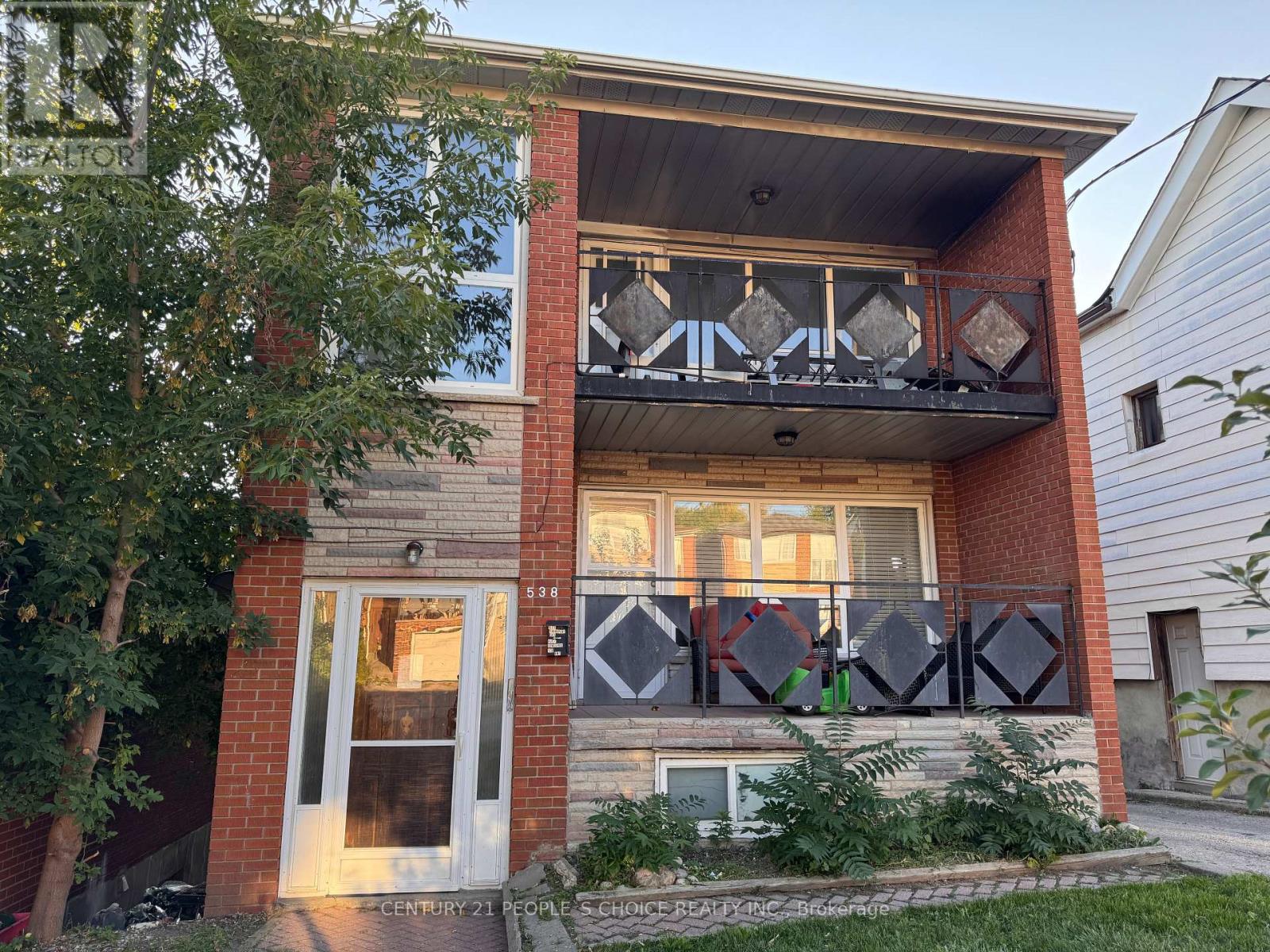 538 Caledonia Rd, Toronto, ON M6E 4V4