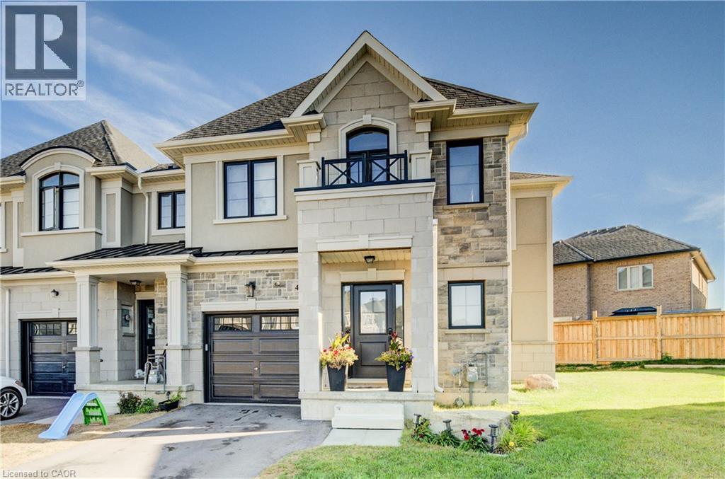 43 Genoa Dr, Hamilton, ON L9B 0K1