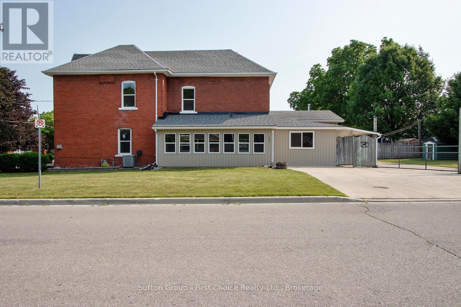 307 Nelson St, Stratford, ON N5A 2K5