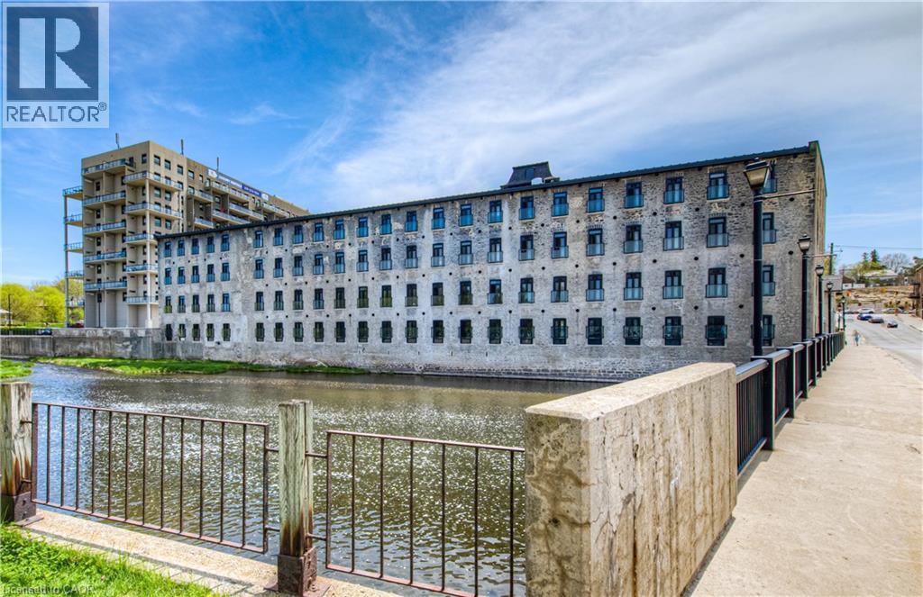 19 Guelph Avenue Unit 107, Cambridge, ON N3C 1A2