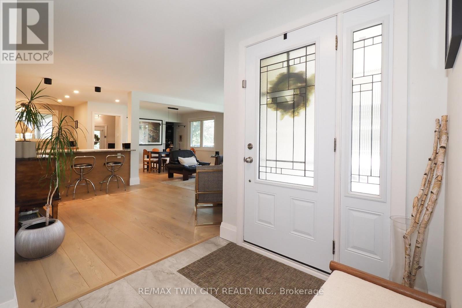 218 Greenbrook Dr, Kitchener, ON N2M 4J7