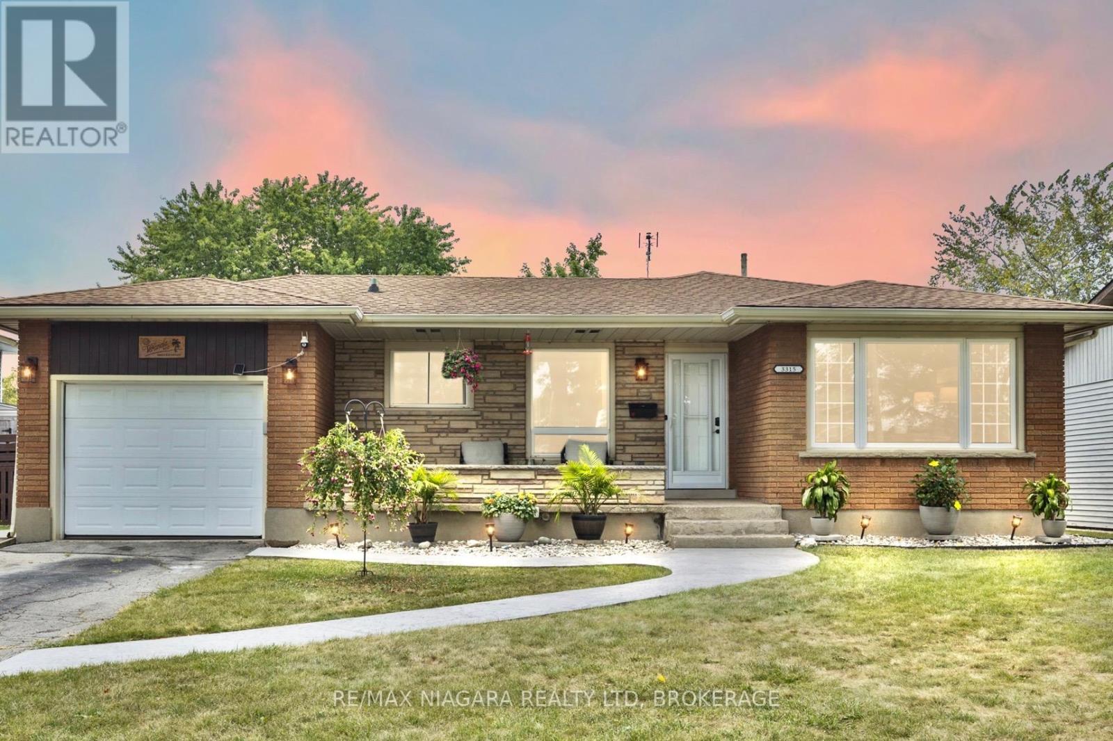 3315 Cattell Dr, Niagara Falls, ON L2G 6N3