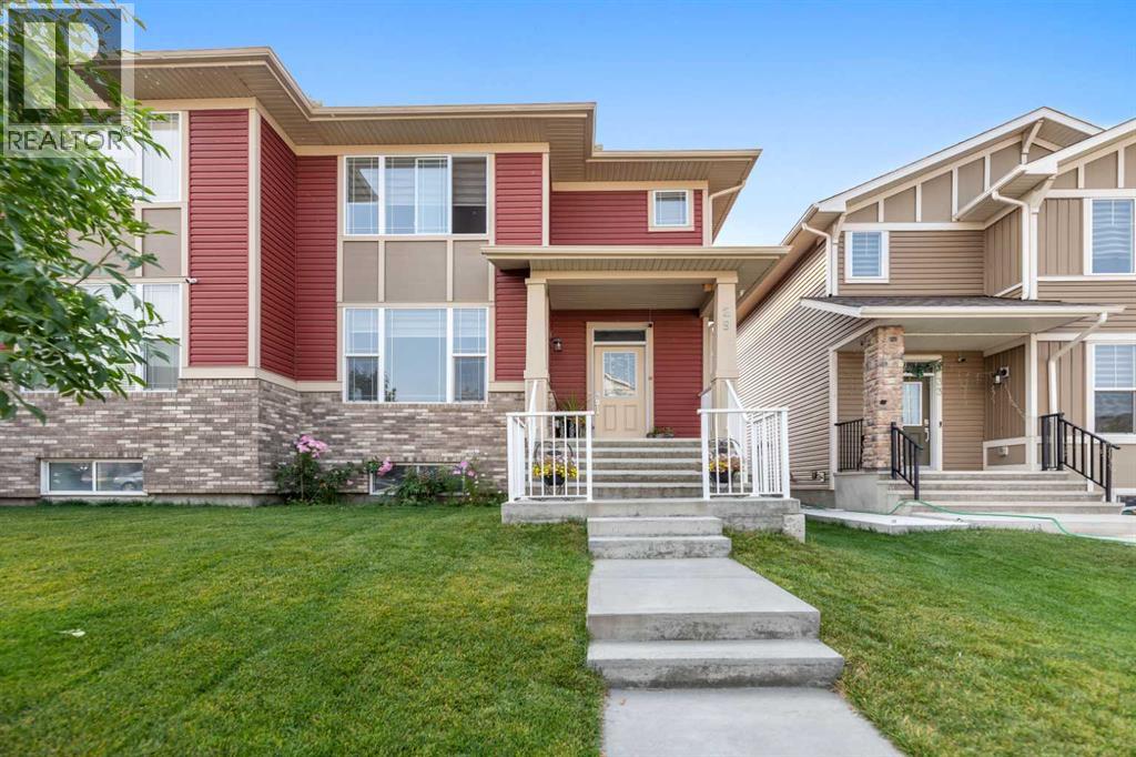29 Saddlestone Gate NE, Calgary, AB T3J 0W3