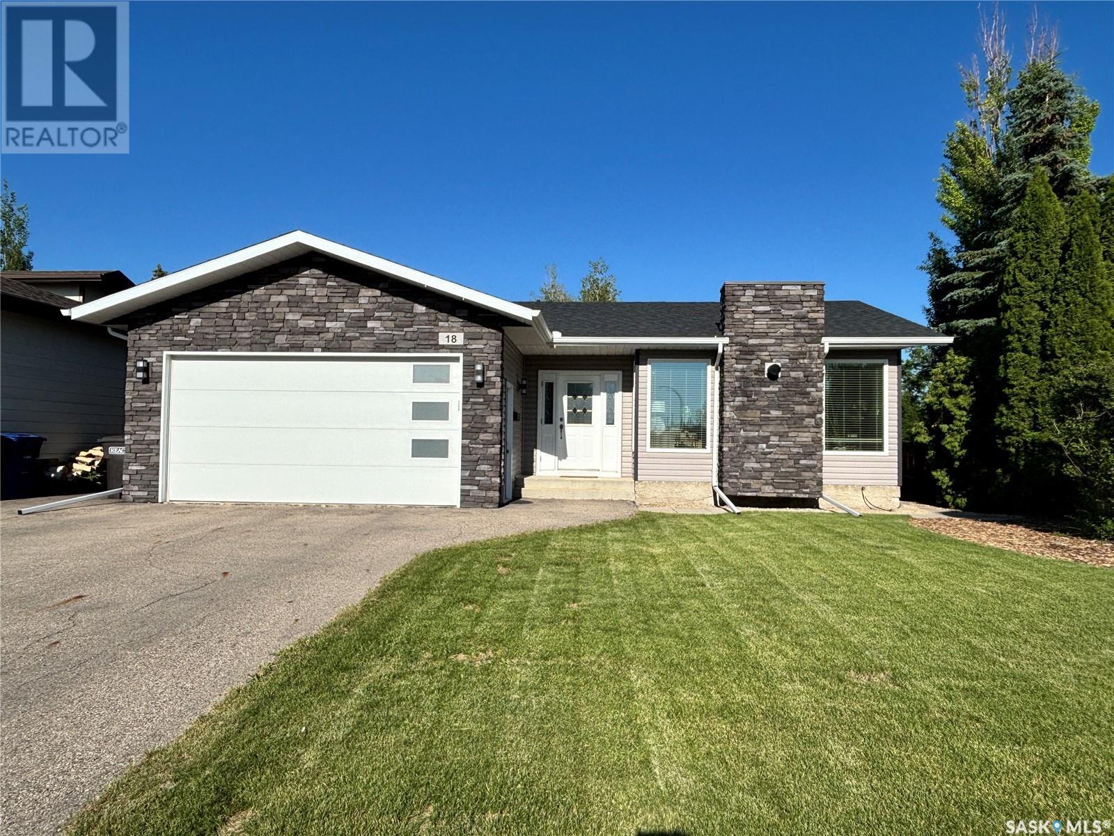 18 Dust Cres, Humboldt, SK S0K 2A0