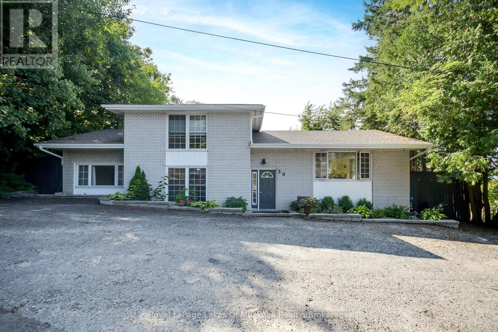 30 Taylor Rd, Bracebridge, ON P1L 1A6