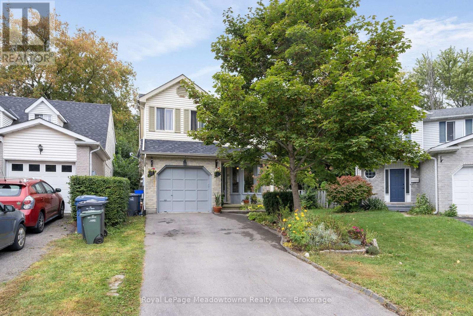 11 Valeriote Pl, Guelph Dovercliffe Parkold University, ON N1G 3X1