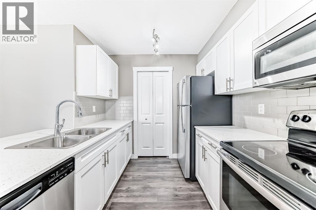 20 Kincora Glen Park Nw Unit 606, Calgary, AB T3R 1R9