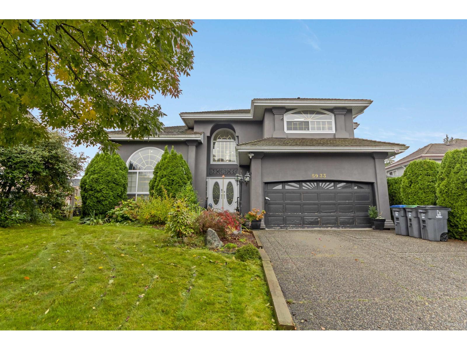 137 Street Unit 5933 #a, Surrey, BC V3X 3K9