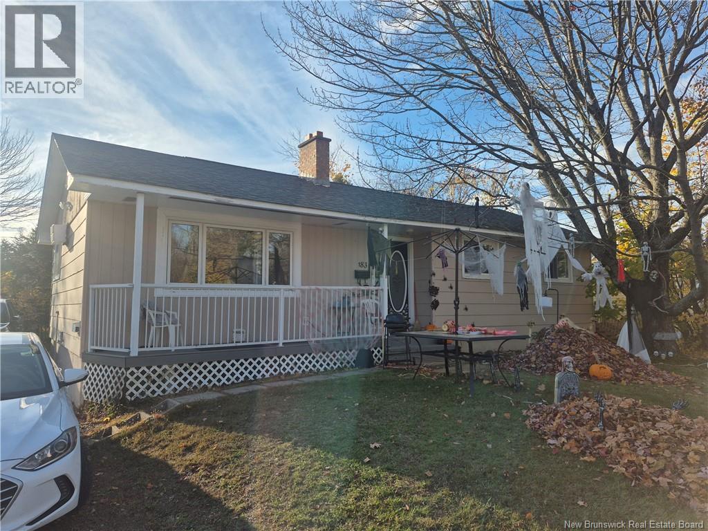 183 Burpee St, Fredericton, NB E3A 1M8