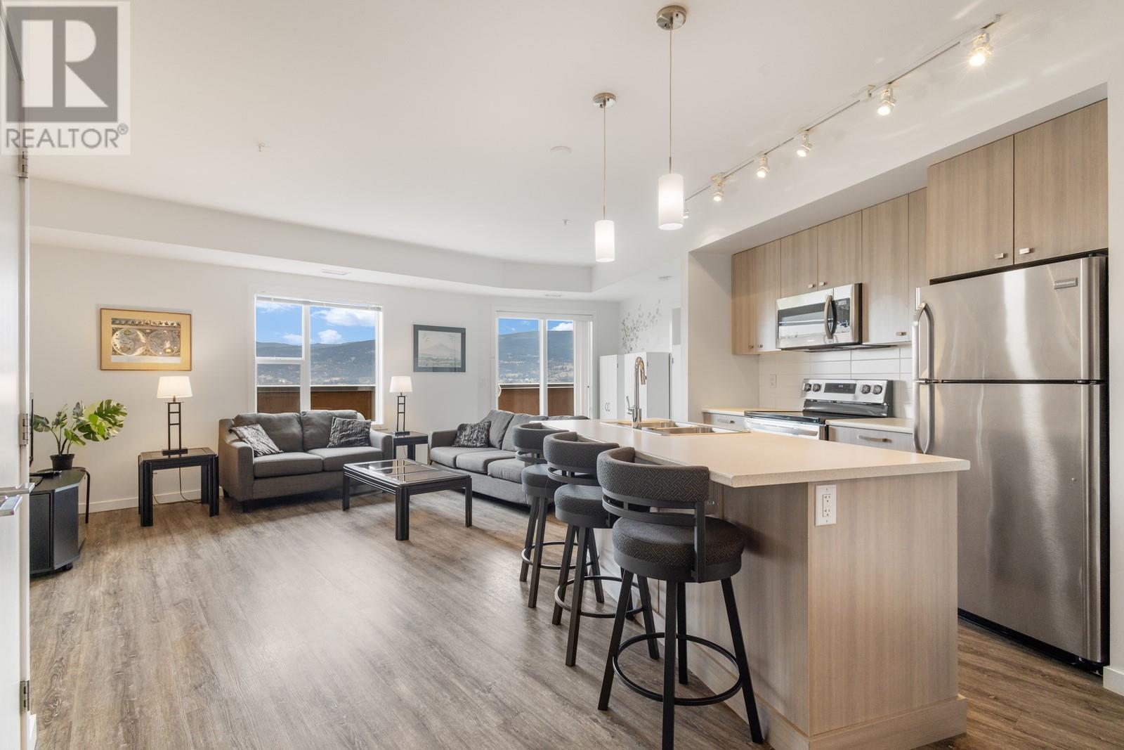 935 Academy Way Unit 207, Kelowna, BC V1V 3C9