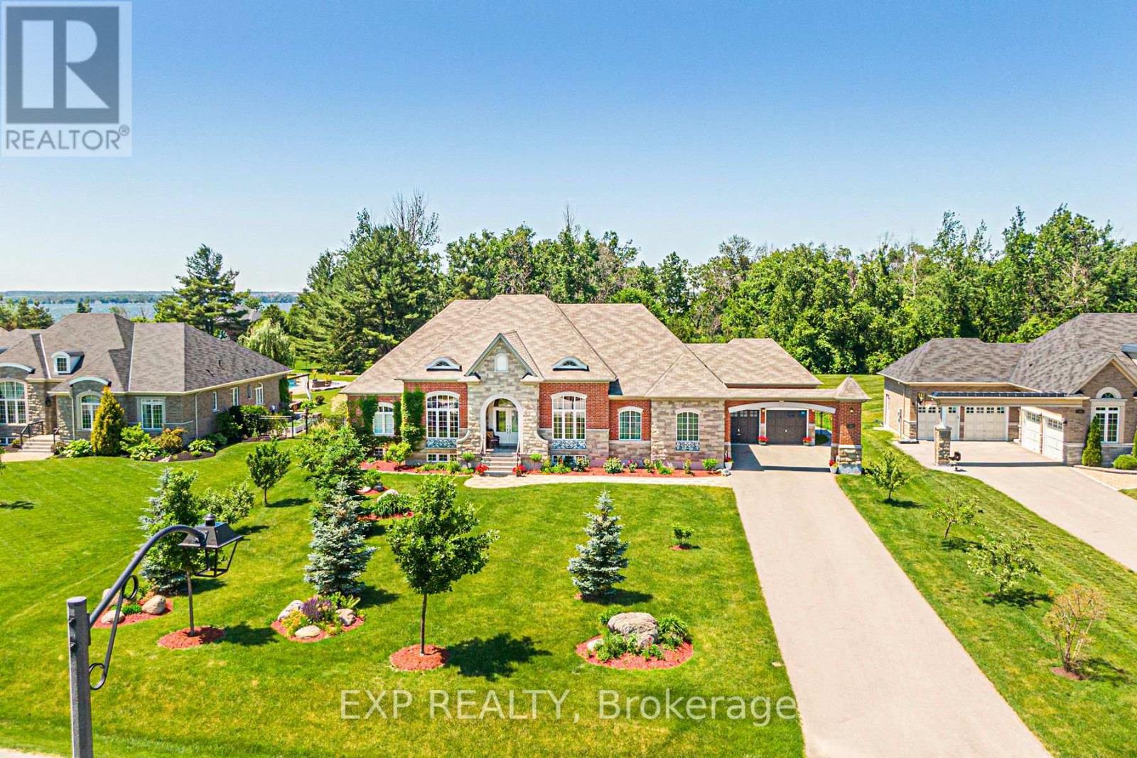 18 Wolford Ct, Georgina, ON L4P 0B1