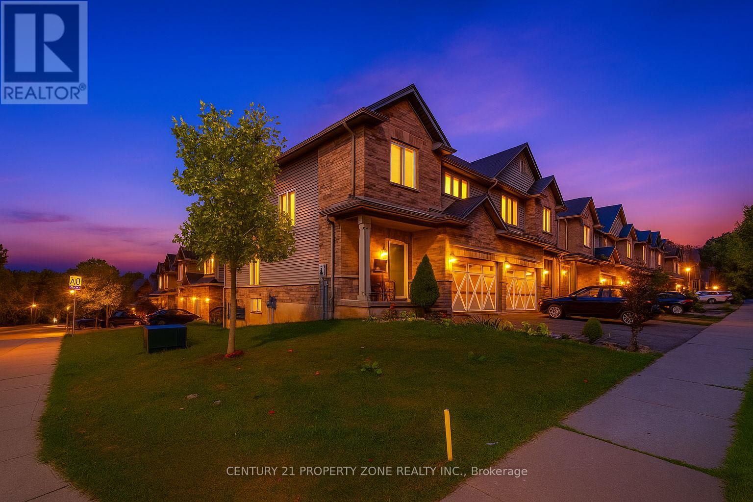 665 Greenhill Ave, Hamilton, ON L8K 6E2