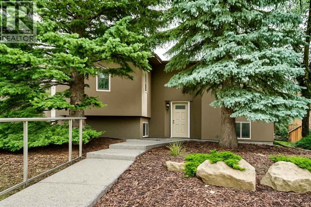 16 Rundleson Way NE, Calgary, AB T1Y 3N6