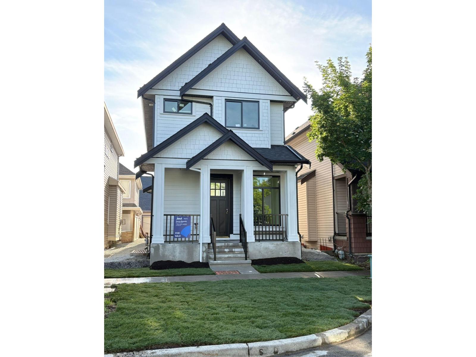 192 Street Unit 7265 #a, Surrey, BC V4N 5Y3