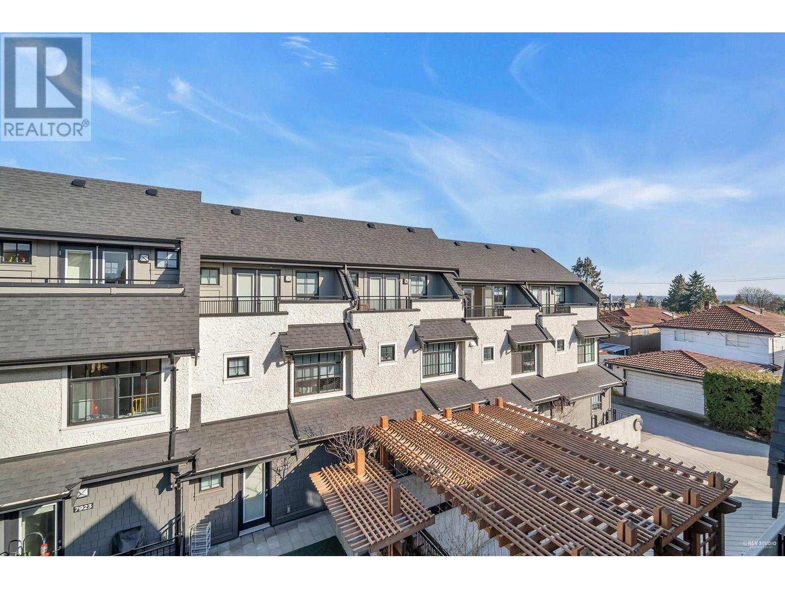 7901 Oak St, Vancouver, BC V6P 4A6