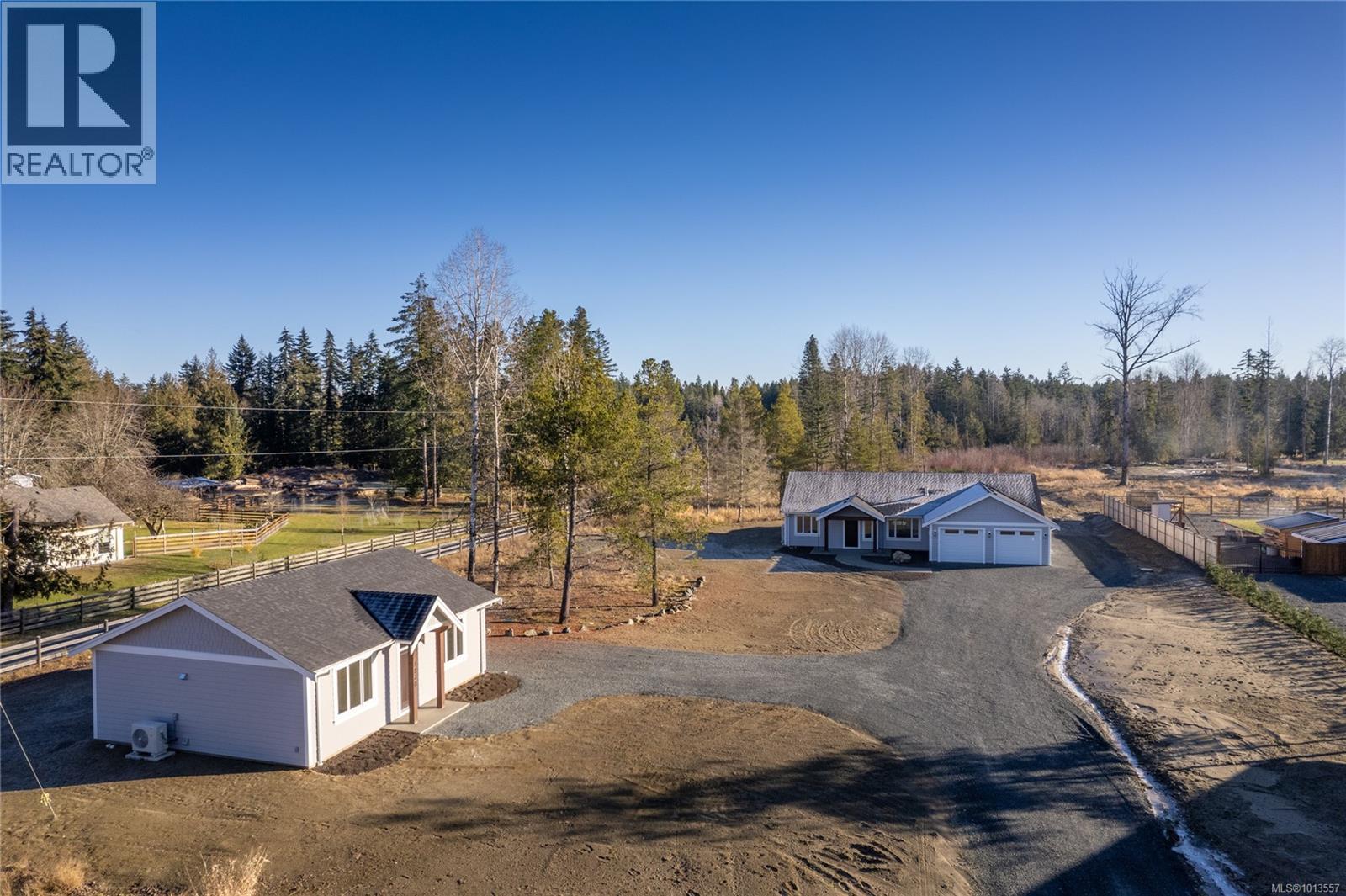 1230 1232 Station Rd, Coombs, BC V0R 1M0