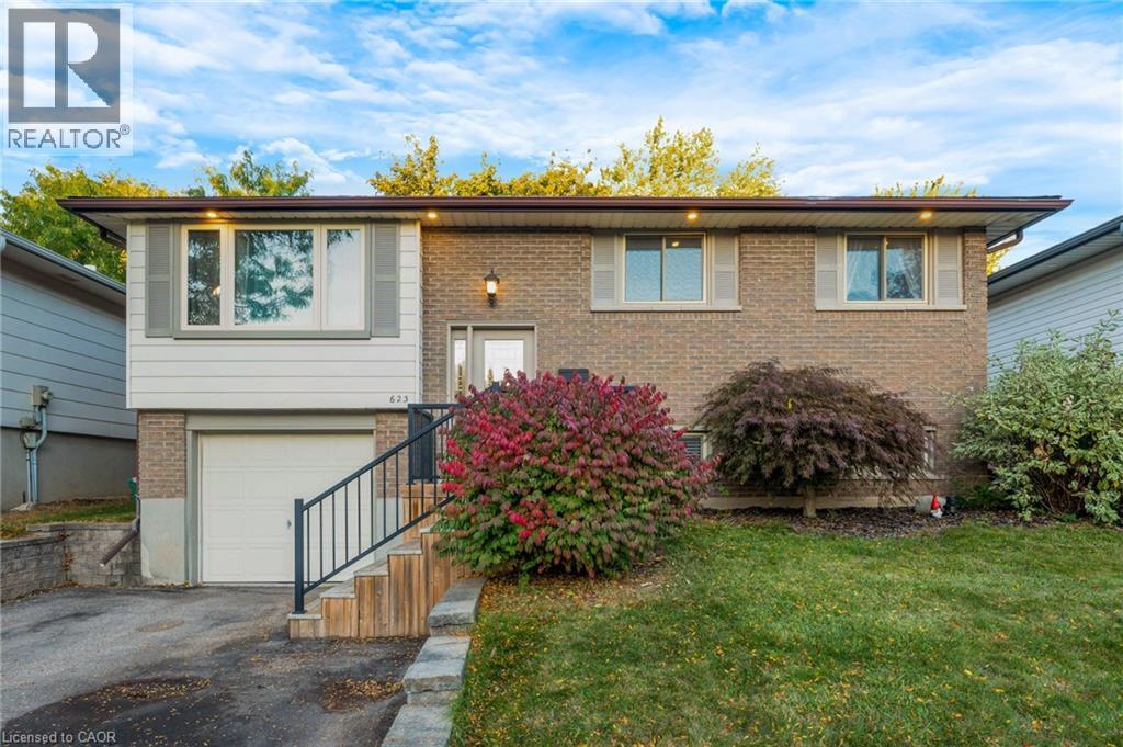 623 Pioneer Dr, Kitchener, ON N2P 1L7