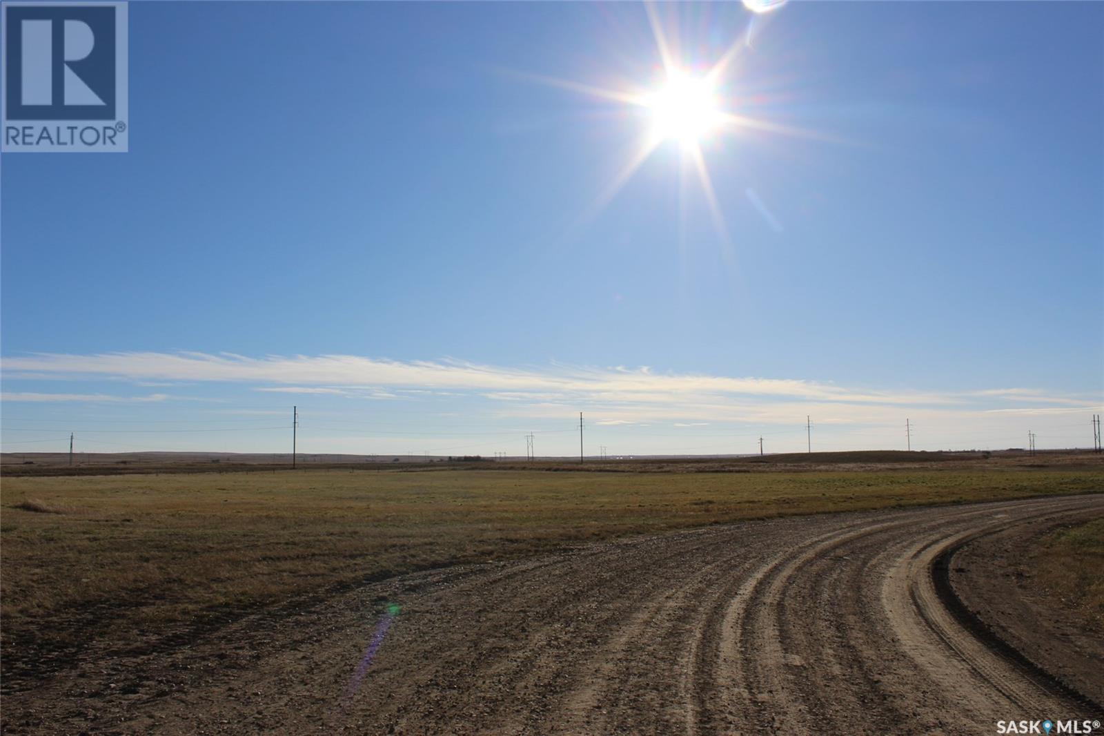 601 Horsey Rd, Shaunavon, SK S0N 2M0