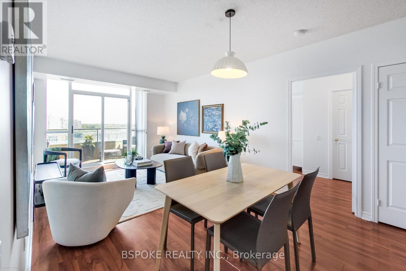 1412 8 Covington Rd, Toronto, ON M6A 3E5