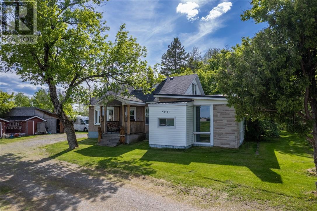 3201 Main St, Blezard Valley, ON P0M 1E0