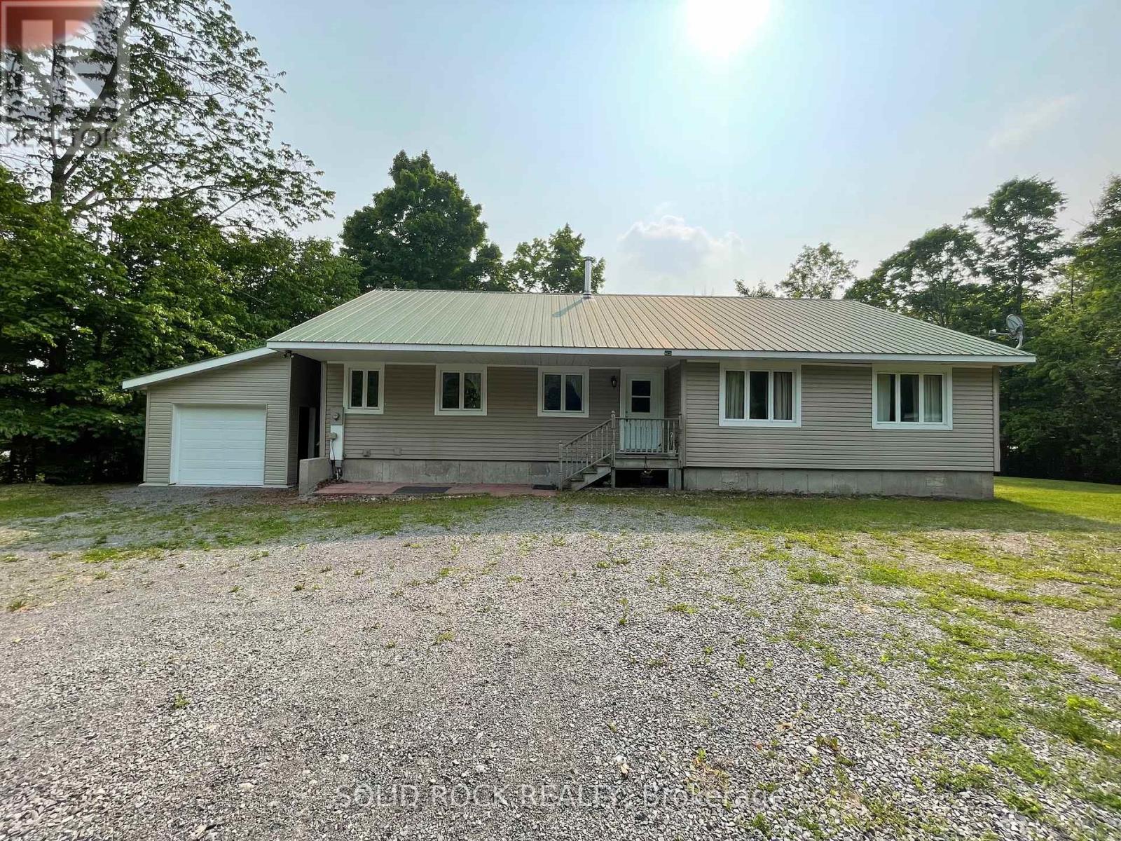 7725 Lawrence St, Ottawa, ON K0A 3J0