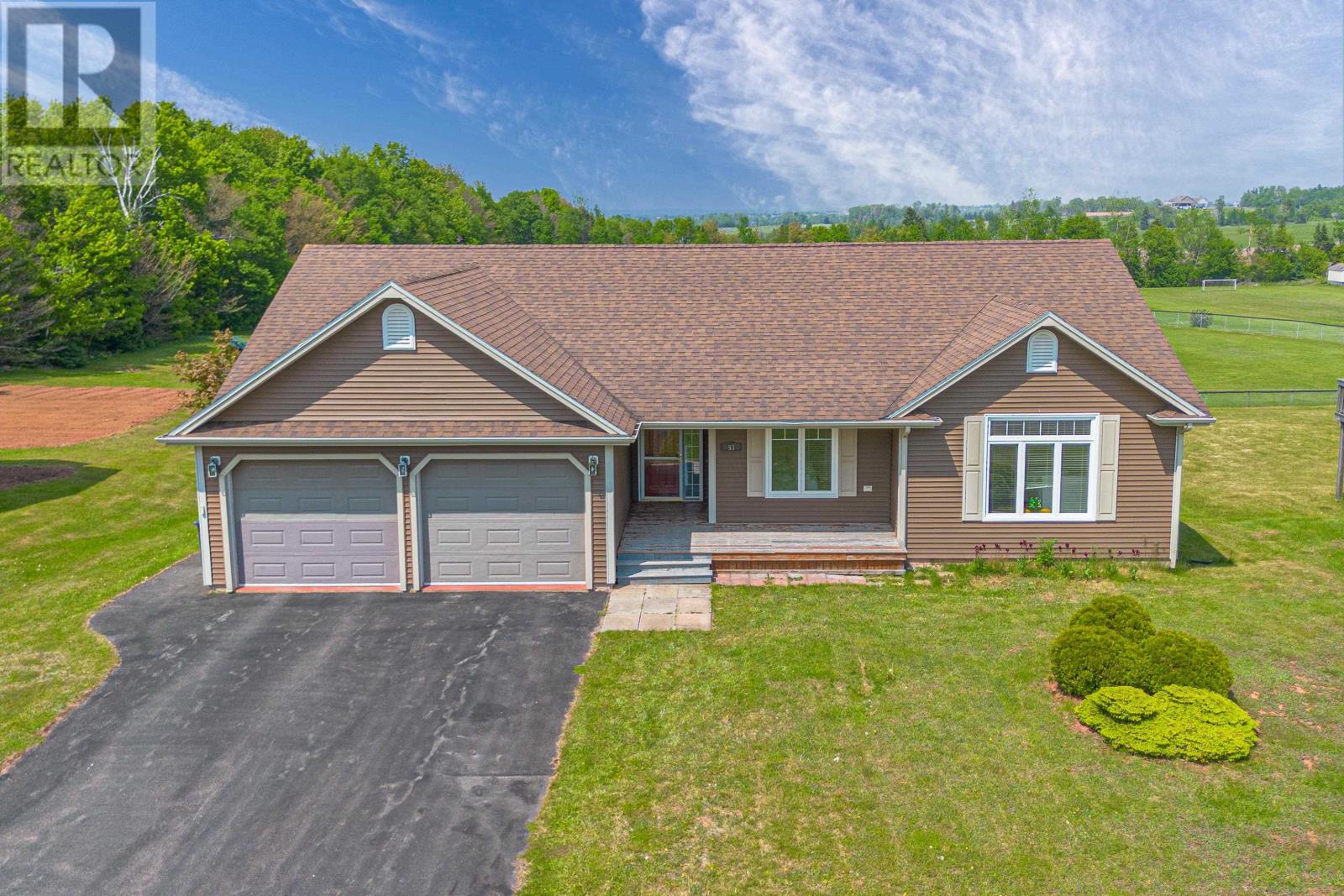 53 Bonavista Ave, Stratford, PE C1B 0E5