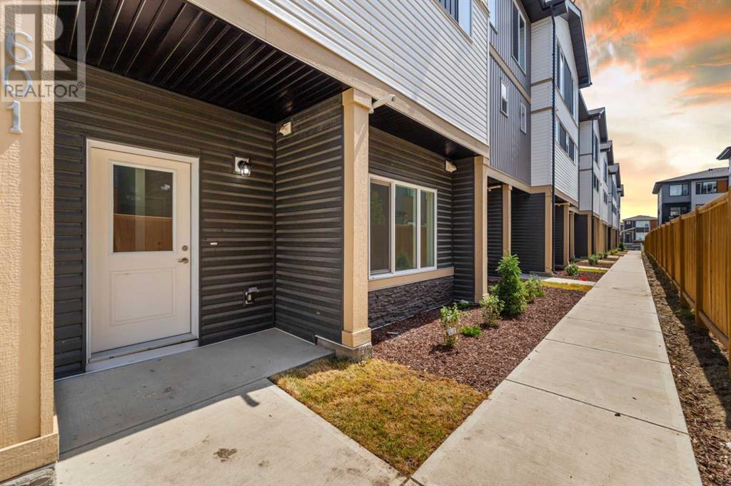 90 Corner Meadows Manor Ne Unit 601, Calgary, AB T3N 2N8