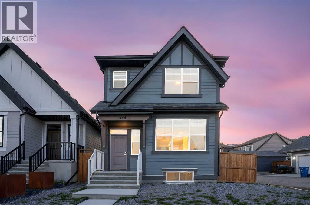 249 Masters Ave SE, Calgary, AB T3M 2C1
