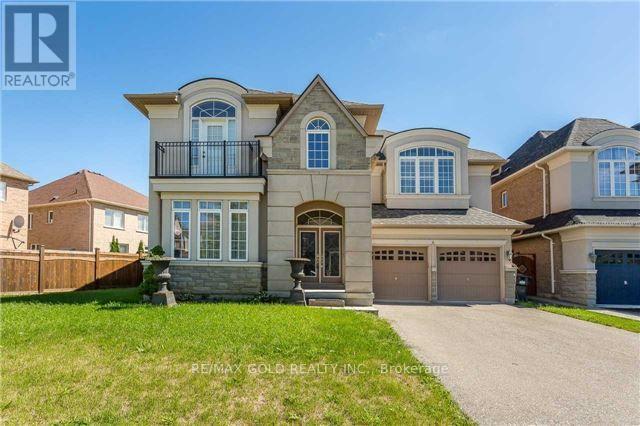 37 Scotchmere Cres, Brampton, ON L6P 3A6