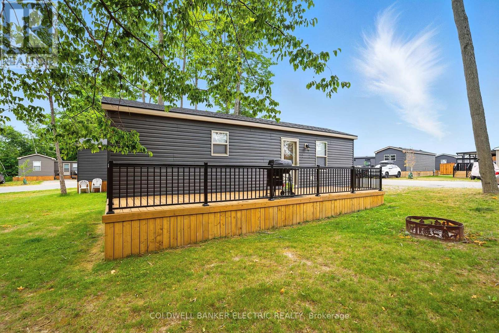 40 Stand Unit 1235 Villiers Line, Otonabee-south Monaghan, ON K0L 2G0