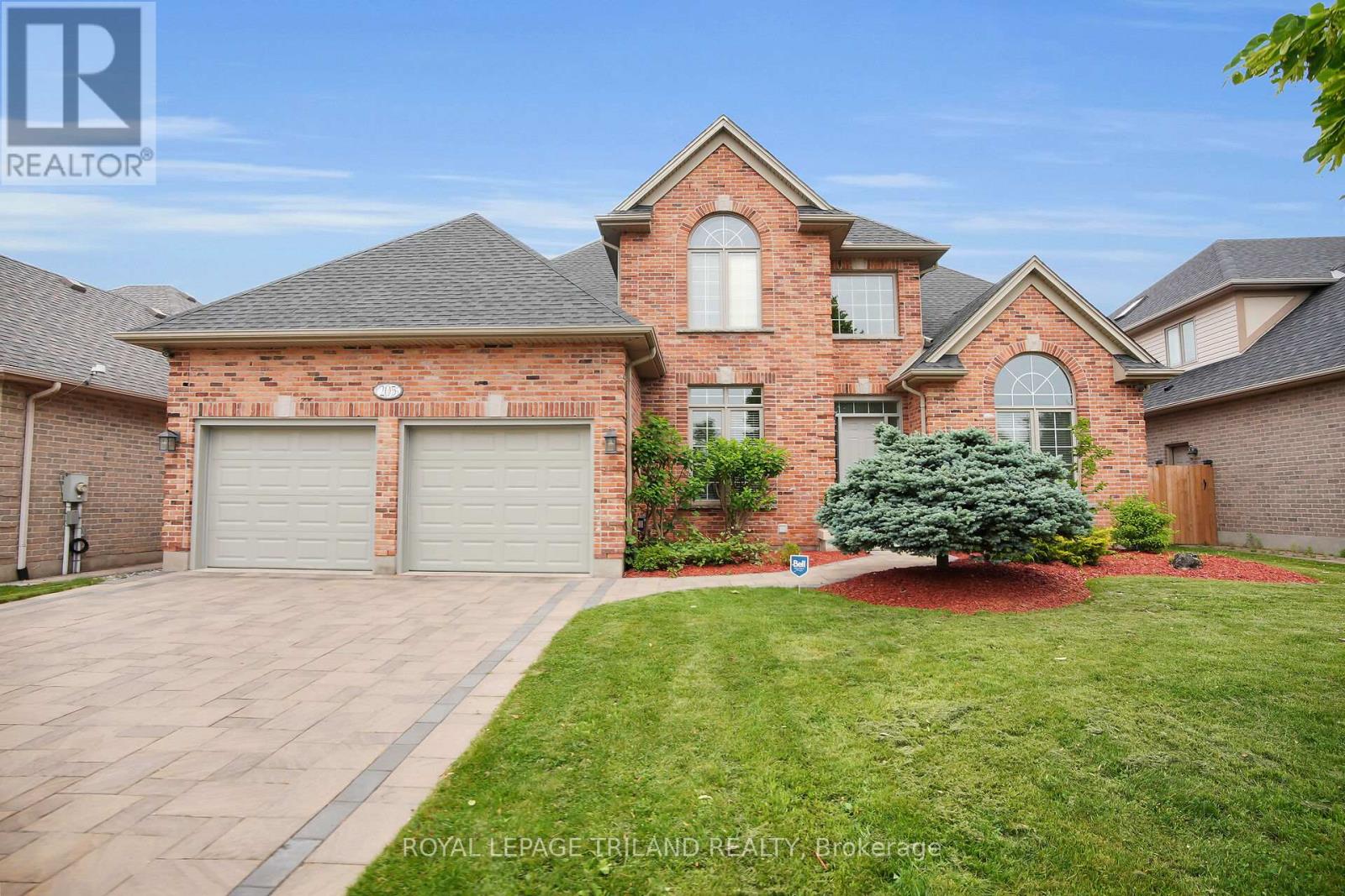 205 E Rivertrace Walk, London, ON N6G 5L1