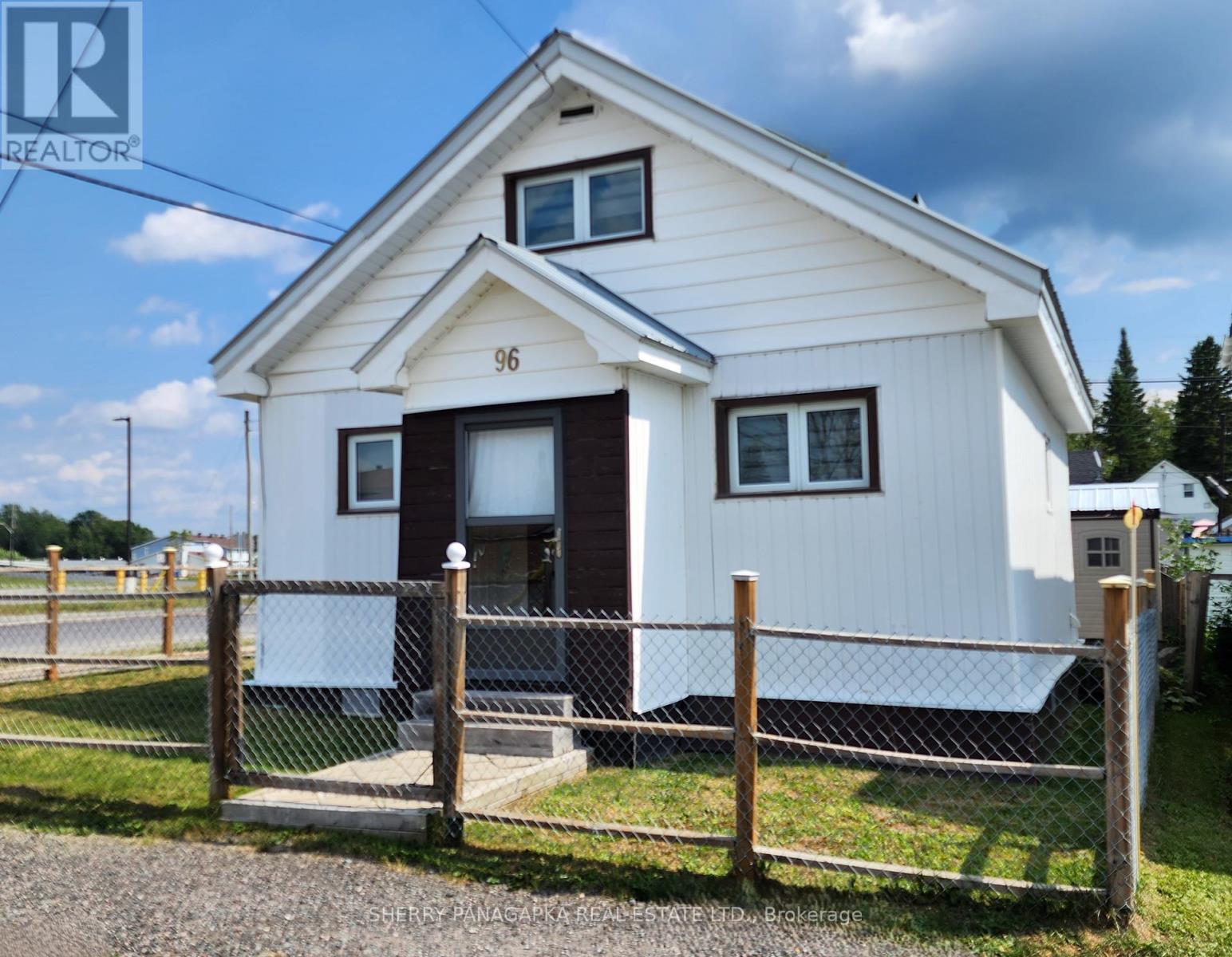 96 Pollock St, Kirkland Lake, ON P2N 1Y9