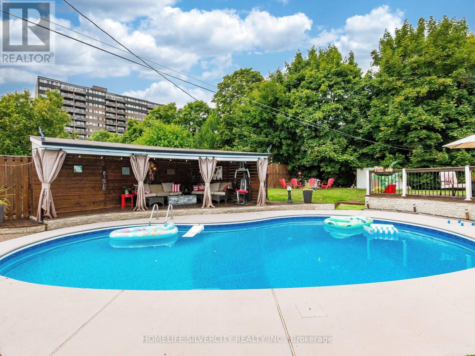 108 Brookland Dr, Brampton, ON L6T 2M5