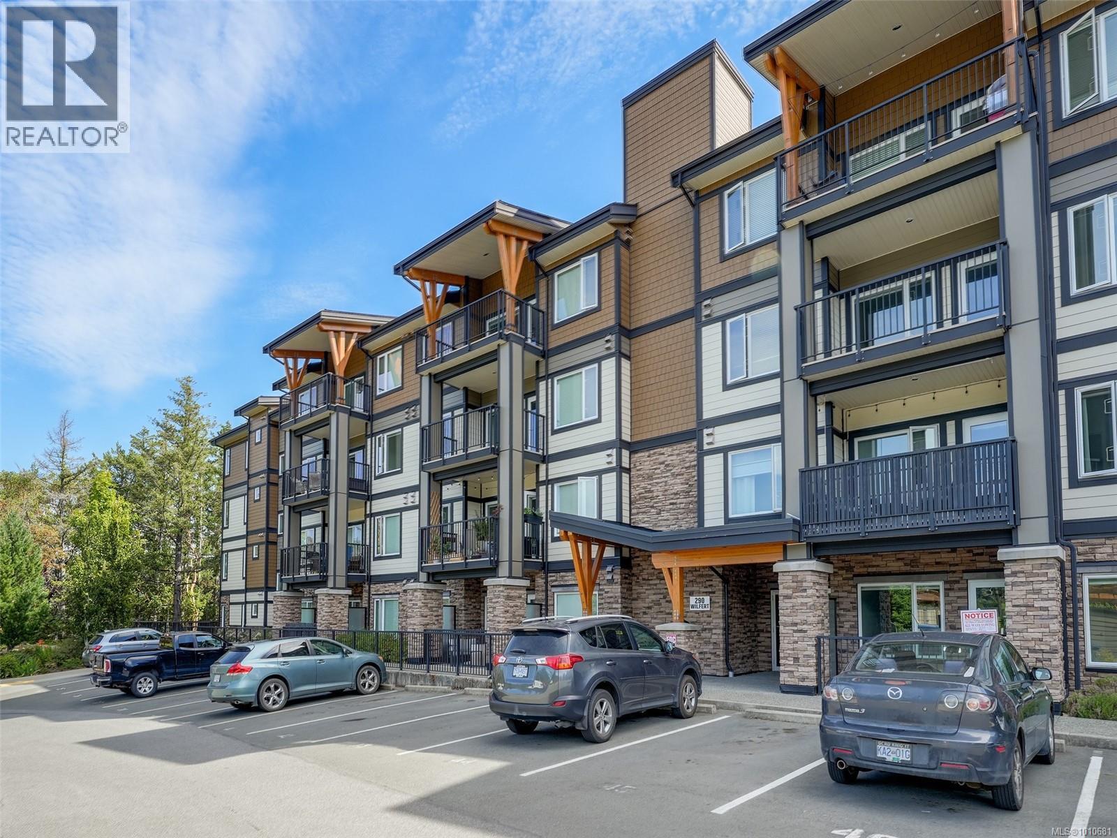 290 Wilfert Rd Unit 304 Rd, View Royal, BC V9C 0H6