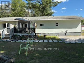 1713 On-11 #402, Gravenhurst, ON P0E 1G0