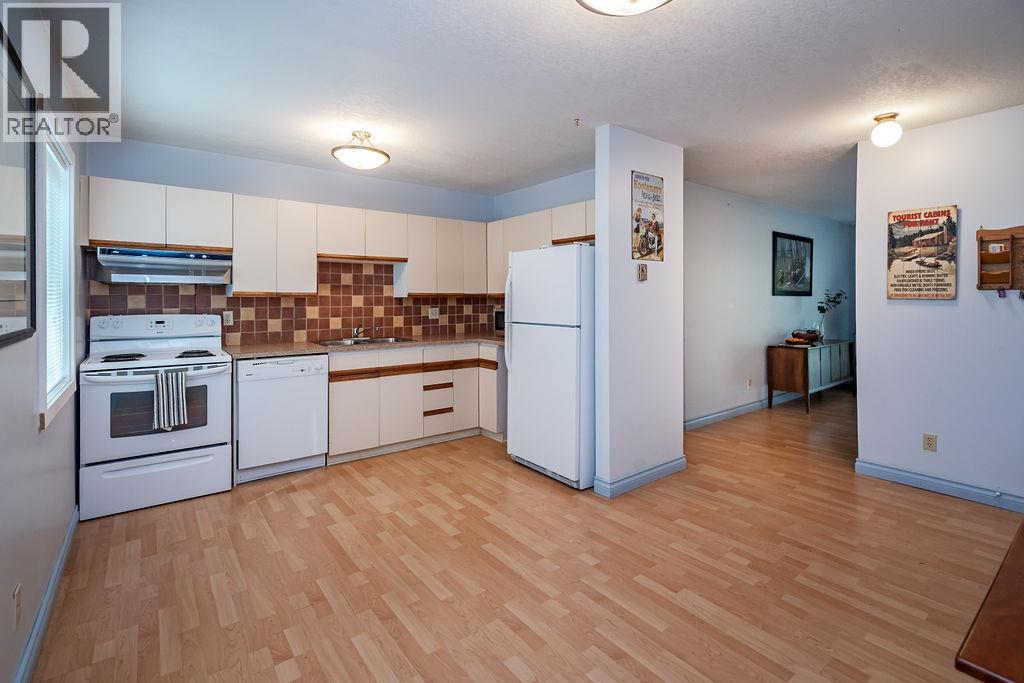 1691 3a Highway Unit 5, Nelson, BC V1L 6J8