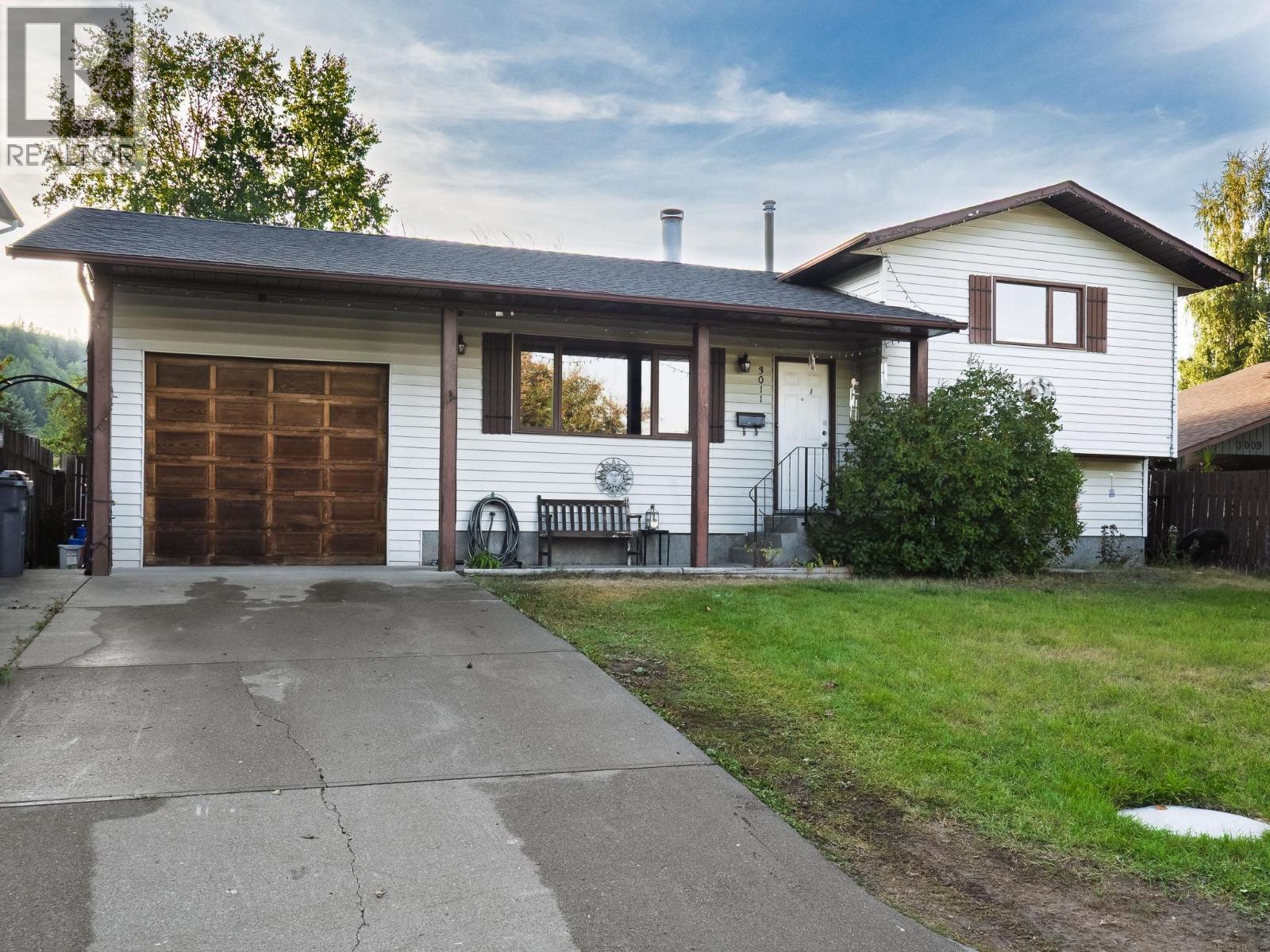3011 Christopher Cres, Prince George, BC V2N 4R9