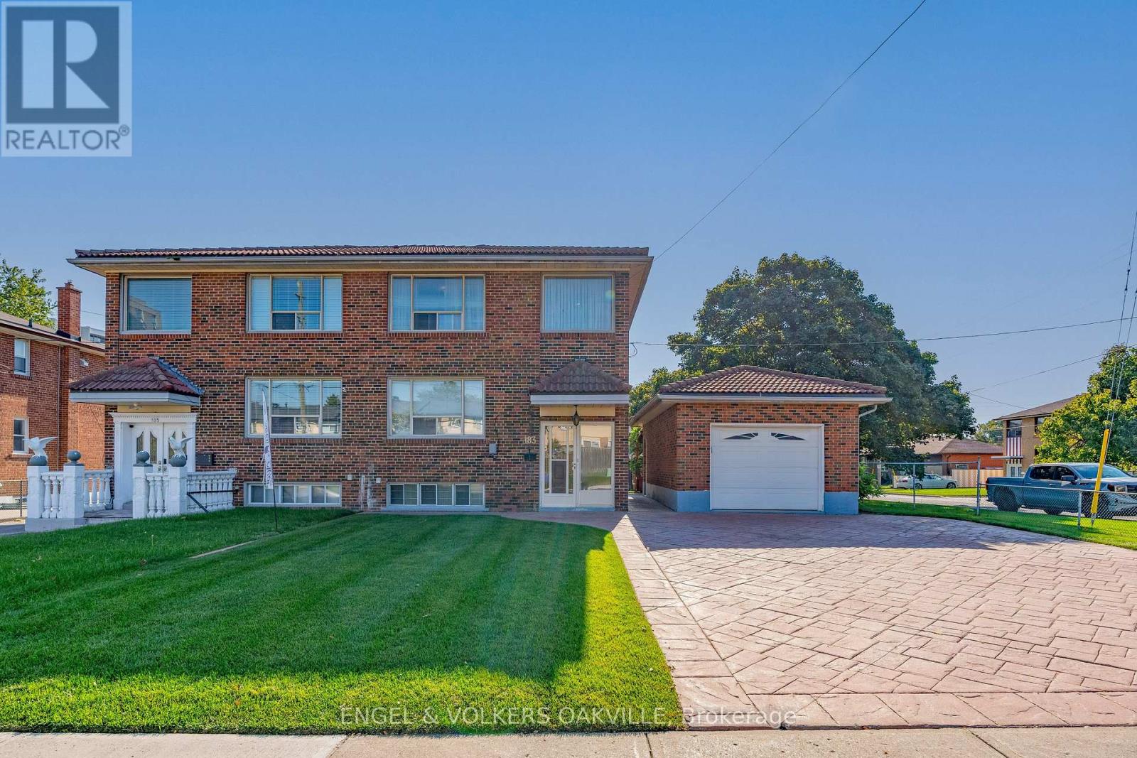 183 Vodden St E, Brampton, ON L6V 1W5
