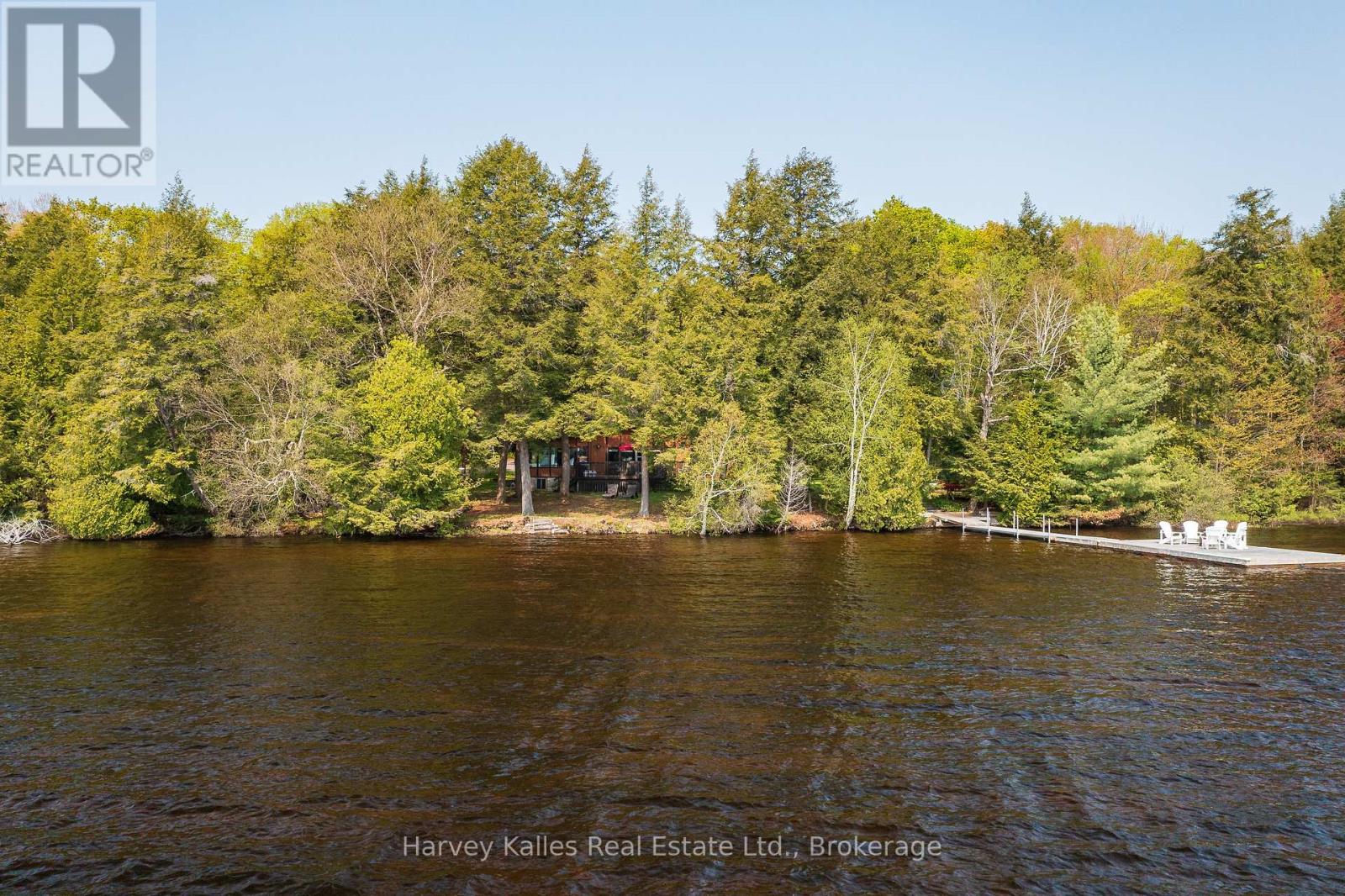 1033 Scott Ln, Lake of Bays, ON P1H 2J6